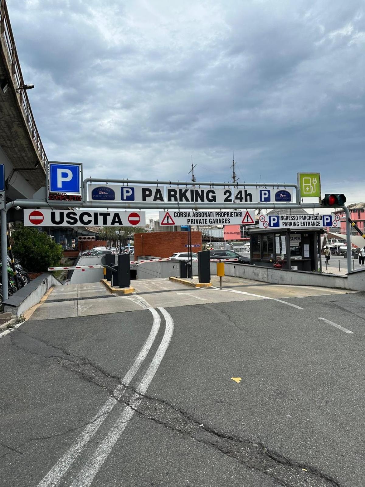 Nel Cuore Di Genova - Siti Unesco-La Meridiana House エクステリア 写真